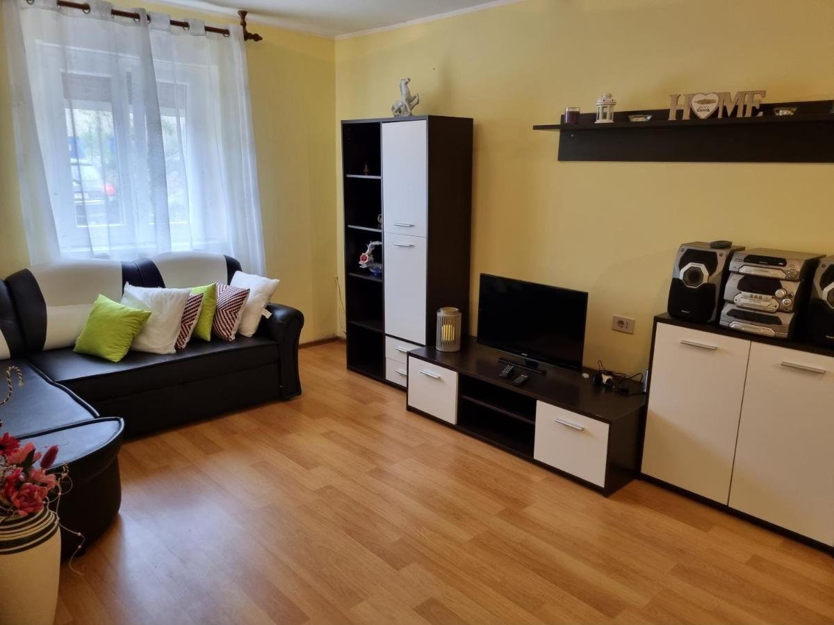 Apartment Sanja Pazin Eksteriør bilde